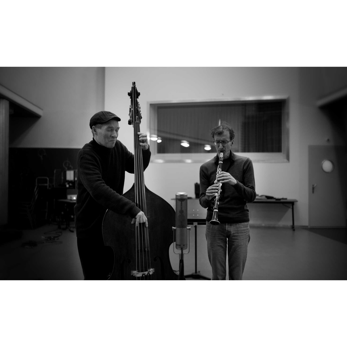 In Essence [One Mic Recording] [Pure DSD]