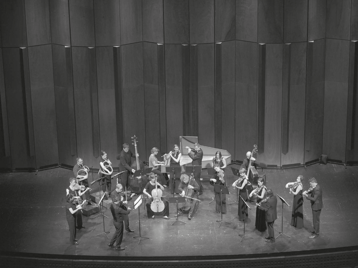 Young & Foolish: Mozart & C.P.E. Bach