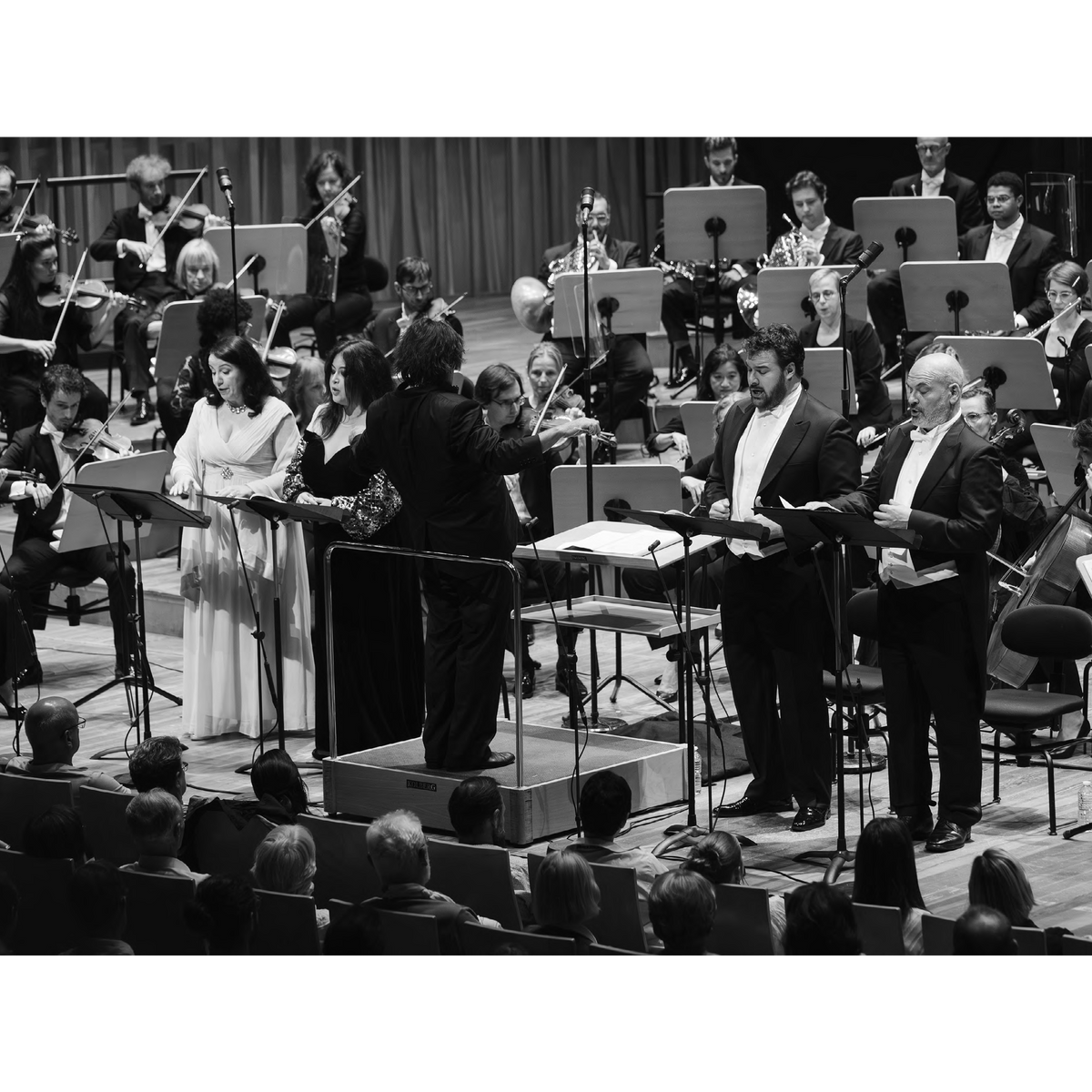 Beethoven: Symphonie No. 9 'Hymne à la joie' (Ode To Joy)