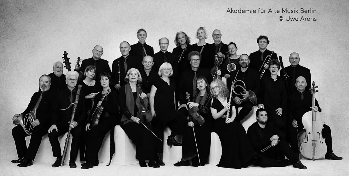 Mozart Symphonies Nos. 29 & 33, Clarinet Concerto