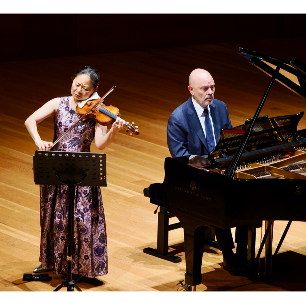Violin Concerto & Works for Violin and Piano by Clara and Robert Schumann