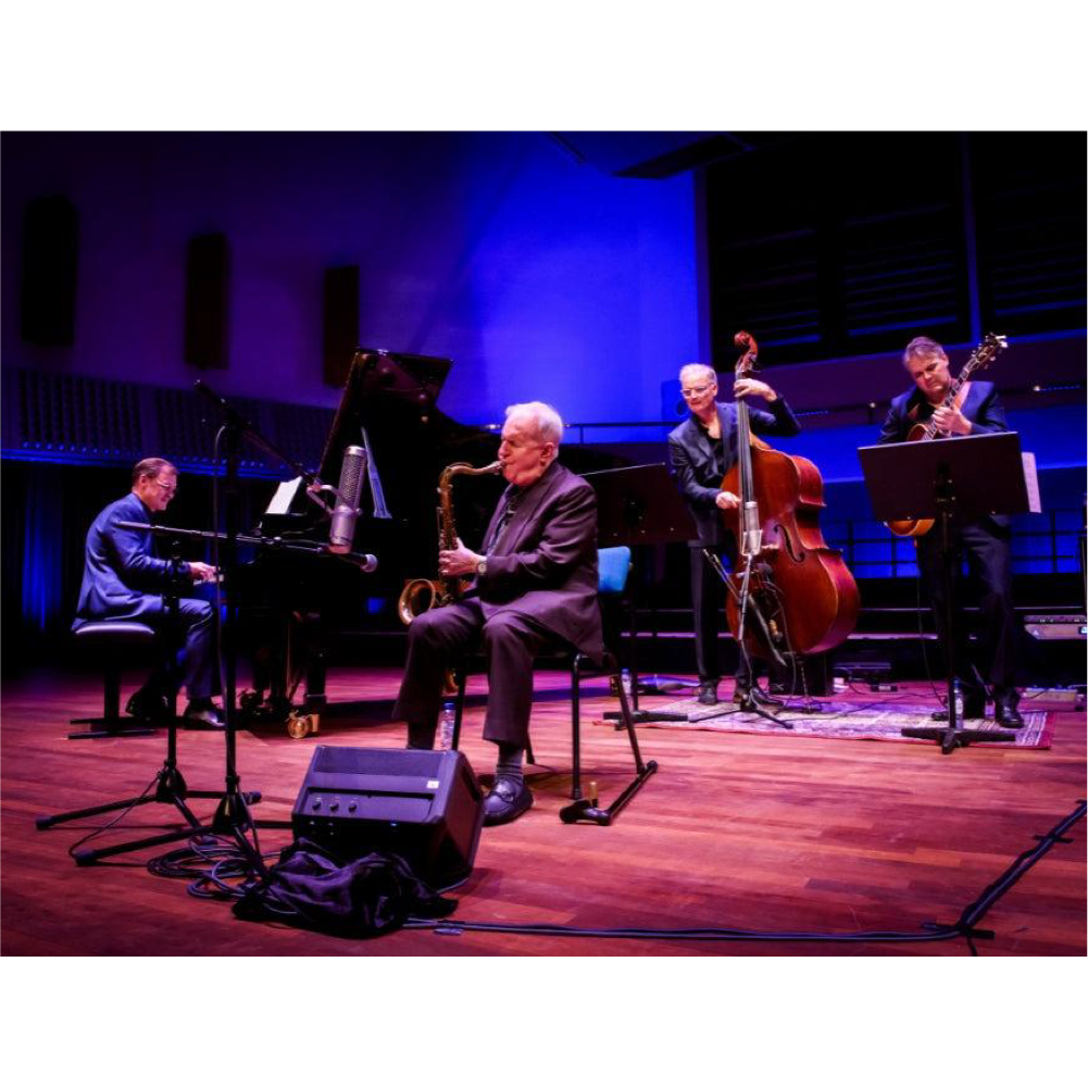 The Ghost, the King and I featuring Scott Hamilton & Strings [Pure DSD]