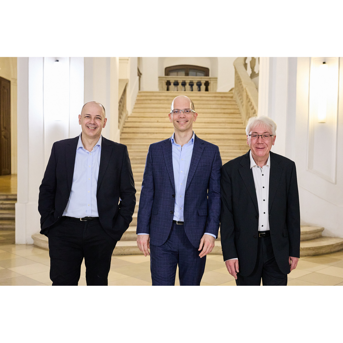 EXCLUSIVE EARLY RELEASE | Moór & Ravel Piano Trios [Pure DSD]